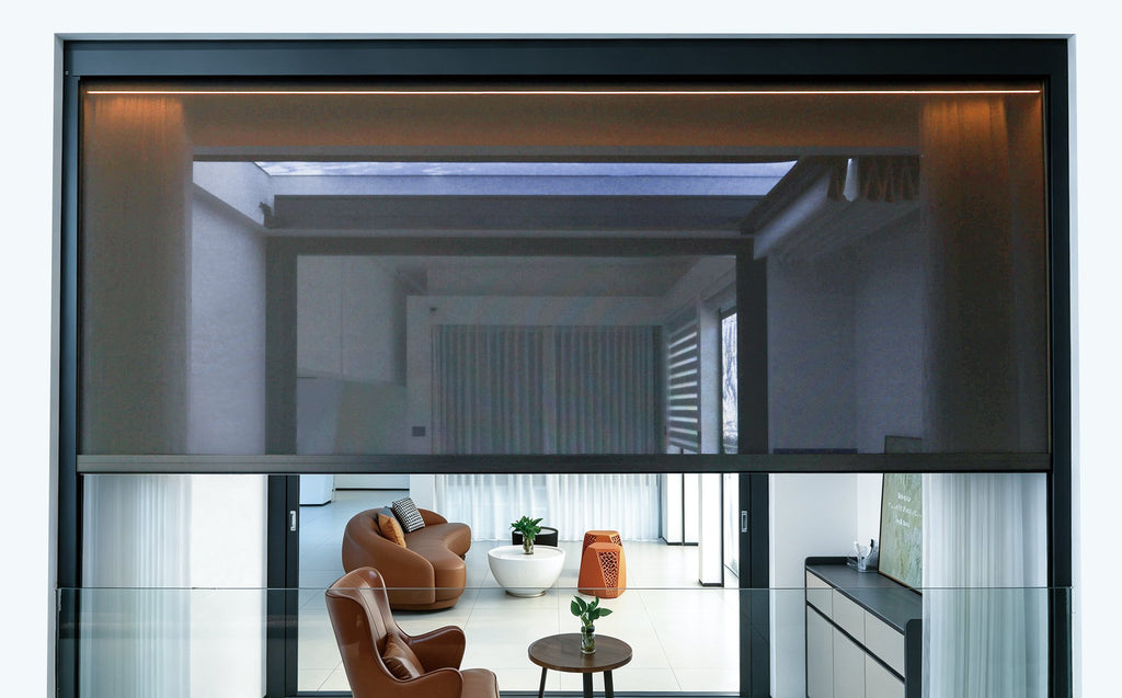LS-120 wide-span windproof roller blind on a balcony